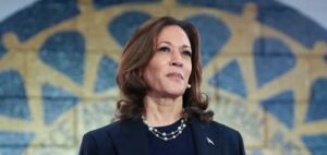 Read more about the article Kamala Harris Engages Latino and Black Entrepreneurs in Nationwide Tour