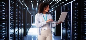 Read more about the article Margo Georgiadis Urges AI Companies to Support Women Leaders at Ai4 Conference